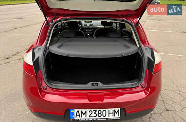 Хэтчбек Renault Megane 2014 в 