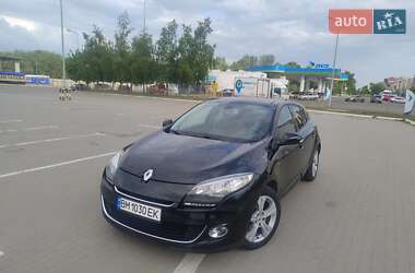 Хэтчбек Renault Megane 2012 в 