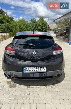 Купе Renault Megane 2010 в 