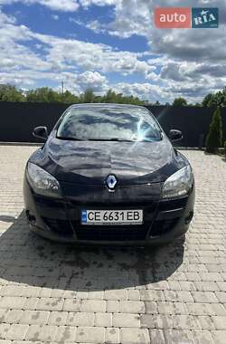 Купе Renault Megane 2010 в 