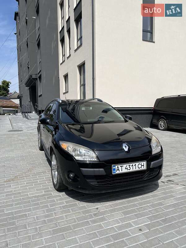 Универсал Renault Megane 2010 в 