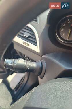 Универсал Renault Megane 2010 в 