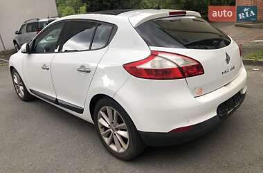 Хэтчбек Renault Megane 2010 в 