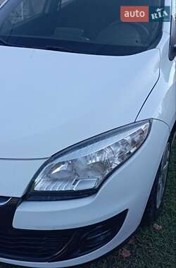 Хэтчбек Renault Megane 2013 в 