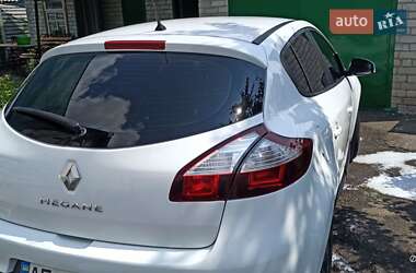 Хетчбек Renault Megane 2015 в 
