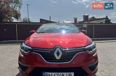 Хэтчбек Renault Megane 2017 в 