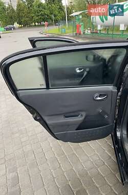 Седан Renault Megane 2006 в 