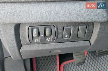 Хетчбек Renault Megane 2014 в 