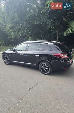 Универсал Renault Megane 2010 в 