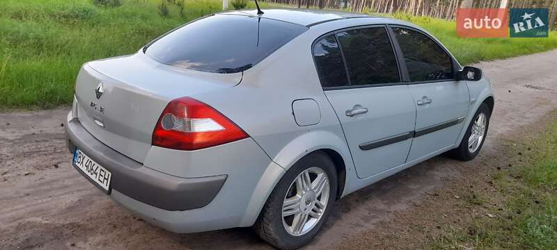 Седан Renault Megane 2004 в Славуте фото 7 Седан Renault Megane 2004 в Славуте