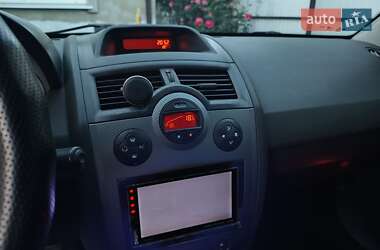Универсал Renault Megane 2004 в 