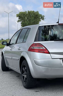 Хэтчбек Renault Megane 2008 в 