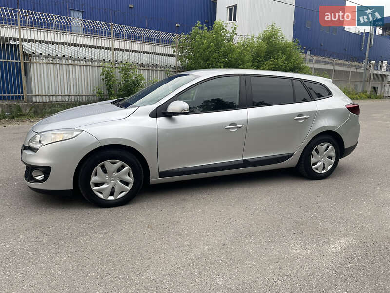 Универсал Renault Megane 2012 в 
