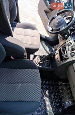 Универсал Renault Megane 2003 в 
