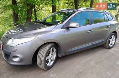 Универсал Renault Megane 2011 в 