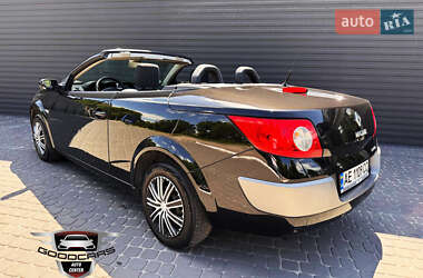 Кабриолет Renault Megane 2006 в 