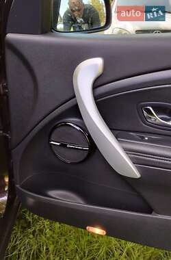 Универсал Renault Megane 2012 в Заре