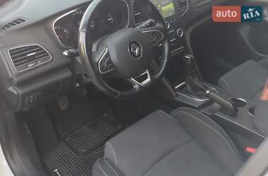 Хэтчбек Renault Megane 2018 в 