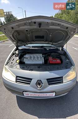 Седан Renault Megane 2005 в 