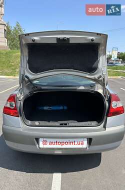 Седан Renault Megane 2005 в 