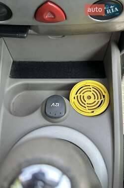 Седан Renault Megane 2005 в 