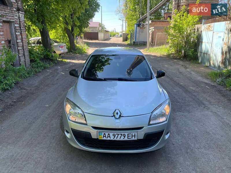 Універсал Renault Megane 2010 в Чернігові