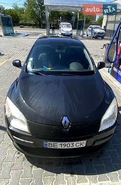 Хэтчбек Renault Megane 2009 в 