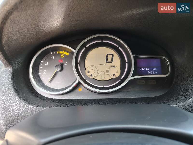 Хэтчбек Renault Megane 2011 в Умани