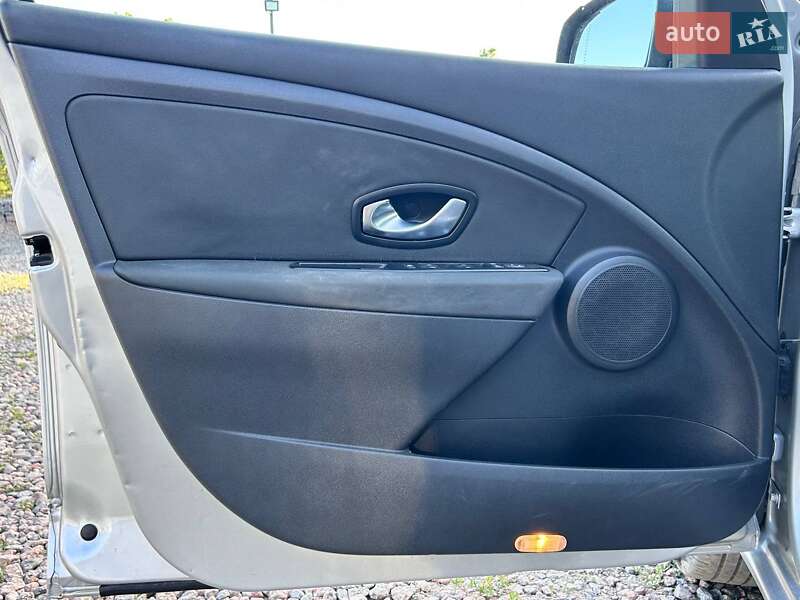 Универсал Renault Megane 2010 в Одессе