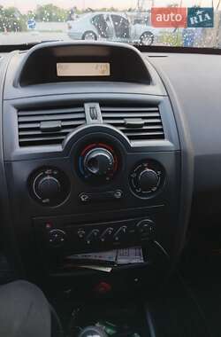 Универсал Renault Megane 2006 в 