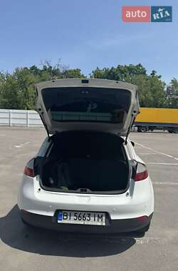 Хетчбек Renault Megane 2009 в 