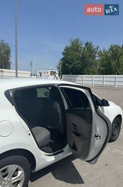 Хетчбек Renault Megane 2009 в 