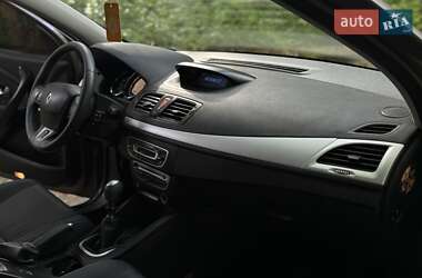 Универсал Renault Megane 2010 в 