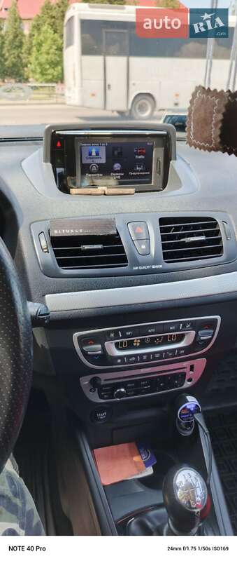 Универсал Renault Megane 2013 в Отынии фото 11 Универсал Renault Megane 2013 в Отынии