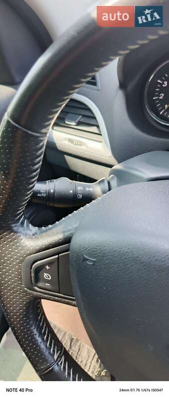 Универсал Renault Megane 2013 в Отынии фото 13 Универсал Renault Megane 2013 в Отынии