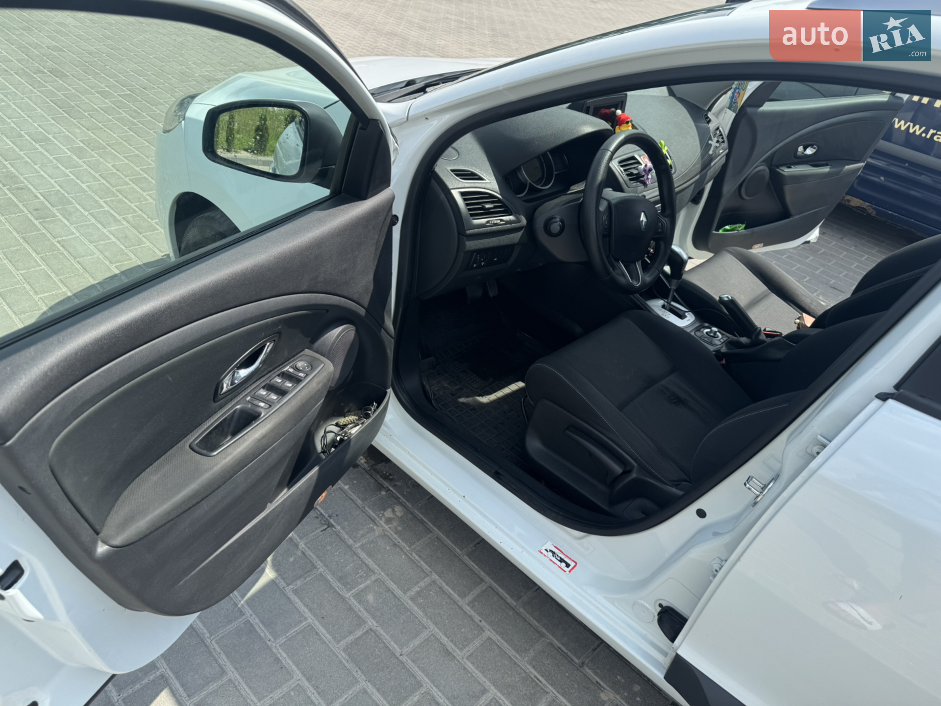 2012 Renault Megane - мініатюра 13