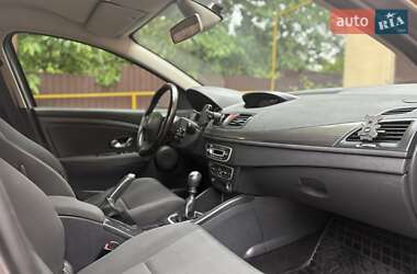 Універсал Renault Megane 2010 в 