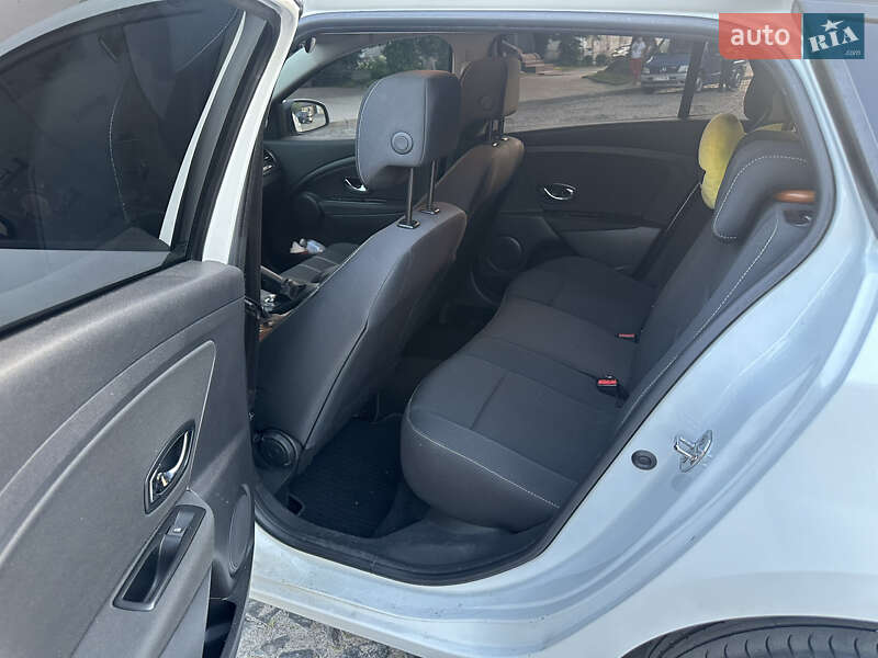 Універсал Renault Megane 2015 в Луцьку фото 6 Універсал Renault Megane 2015 в Луцьку