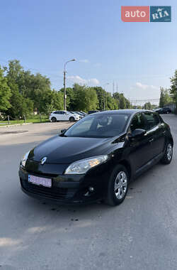 Хэтчбек Renault Megane 2009 в 