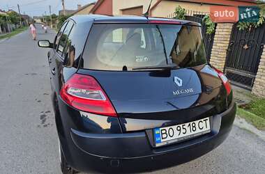 Хэтчбек Renault Megane 2008 в 