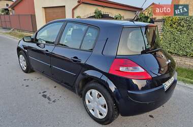 Хэтчбек Renault Megane 2008 в 