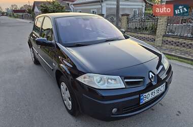 Хэтчбек Renault Megane 2008 в 
