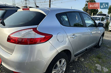 Хэтчбек Renault Megane 2013 в 