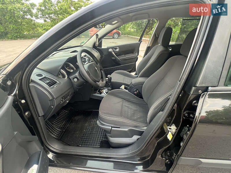 Универсал Renault Megane 2005 в Хороле