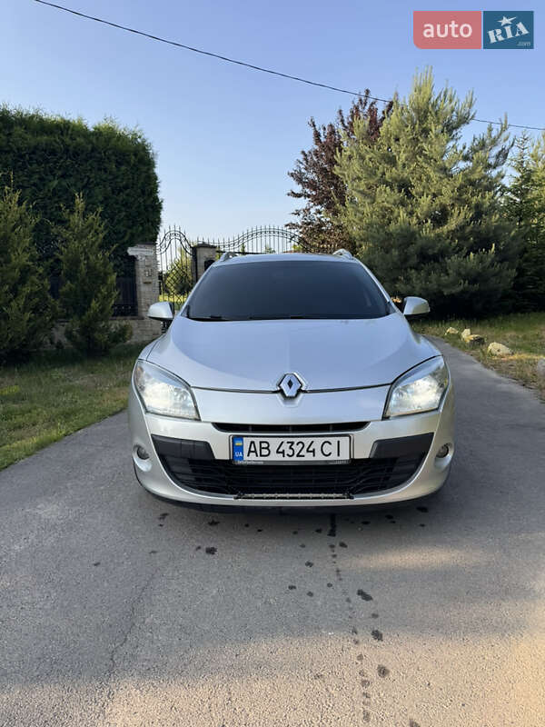 Универсал Renault Megane 2011 в Баре