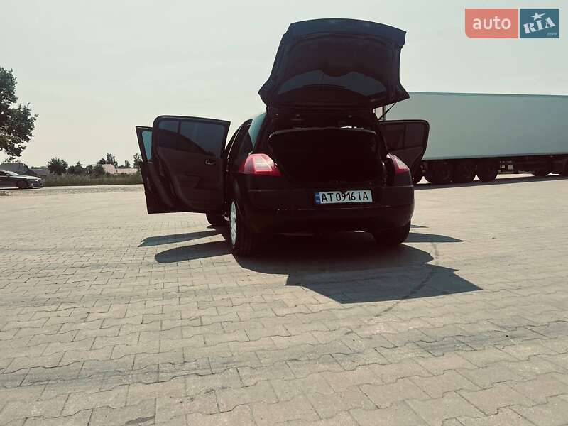 Хетчбек Renault Megane 2004 в Калуші