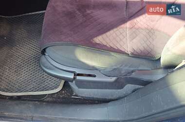 Хэтчбек Renault Megane 2002 в 