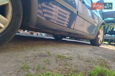 Хэтчбек Renault Megane 2002 в 