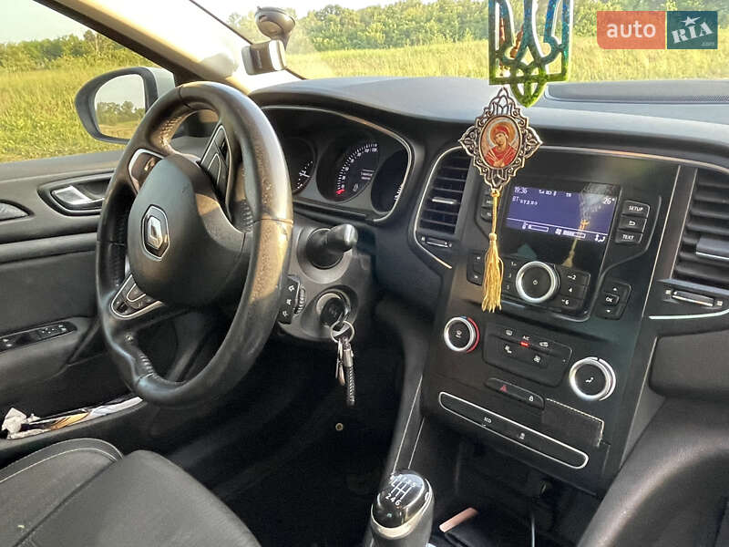 Седан Renault Megane 2017 в Новоукраинке