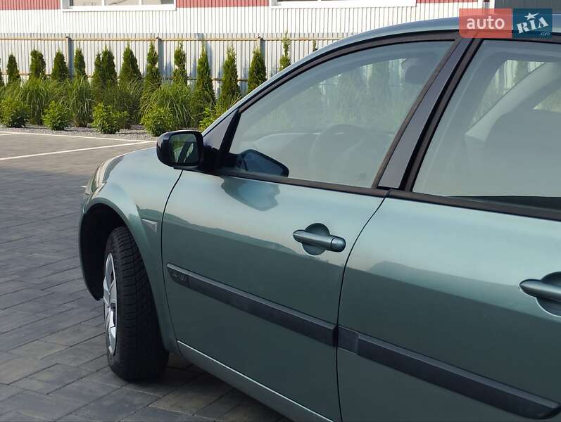 Хэтчбек Renault Megane 2003 в Луцке